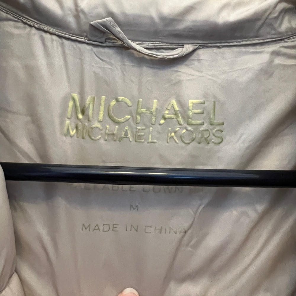 Michael Kors Packable Down Jacket. Size Medium. T… - image 3